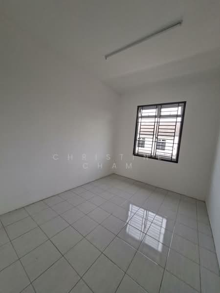 2-storey Terraced House for Sale in Taman Kota Jaya (Kota Tinggi) - Christine Cham - Bedroom 2 - PropertyGuru.com.my