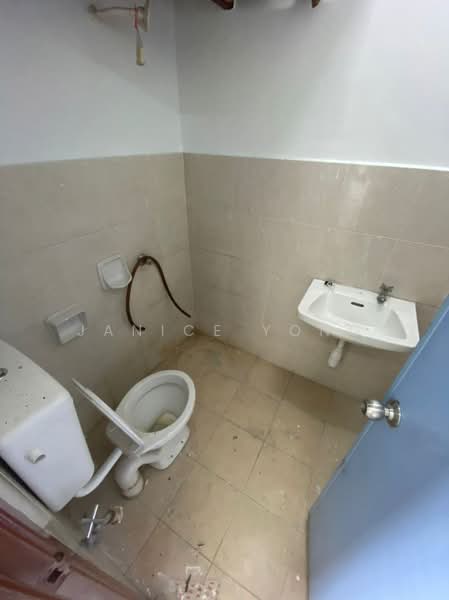 Rumah Pangsa Sri Orkid untuk Untuk Disewa - RM 1,000 /bulan, Mac 2026 - Bathroom - PropertyGuru.com.my