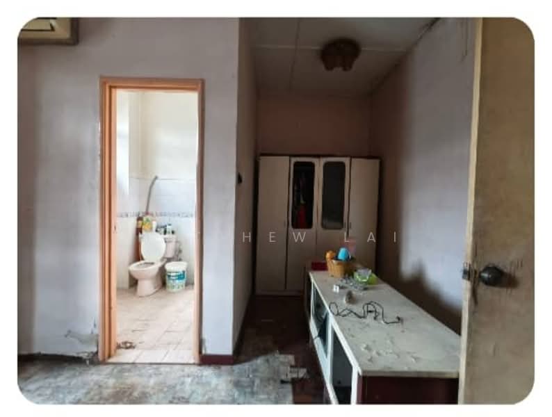 2-storey Terraced House for Sale in Bandar Bukit Puchong (Puchong) - Matthew Lai - Bathroom - PropertyGuru.com.my