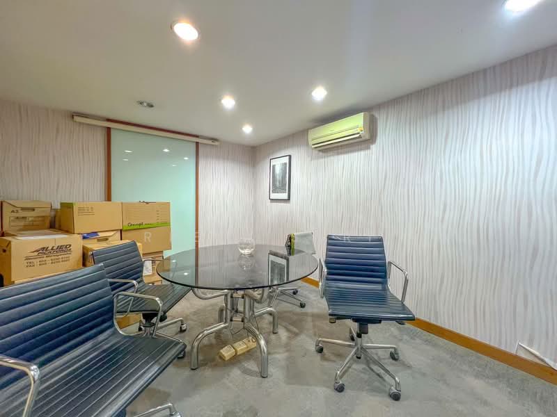 3 Storey Shoplot Ofiice Sekysen 13 Shah Alam untuk Untuk Dijual - RM 5,050,000, Mac 2026 - PropertyGuru.com.my