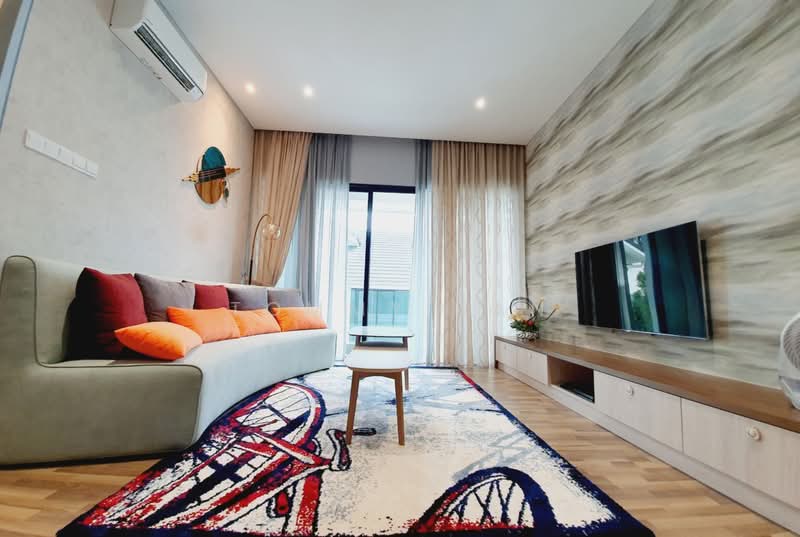 Semi-Detached House for Sale in Shah Alam (Selangor) - TOMMY TAN - Living Room - PropertyGuru.com.my