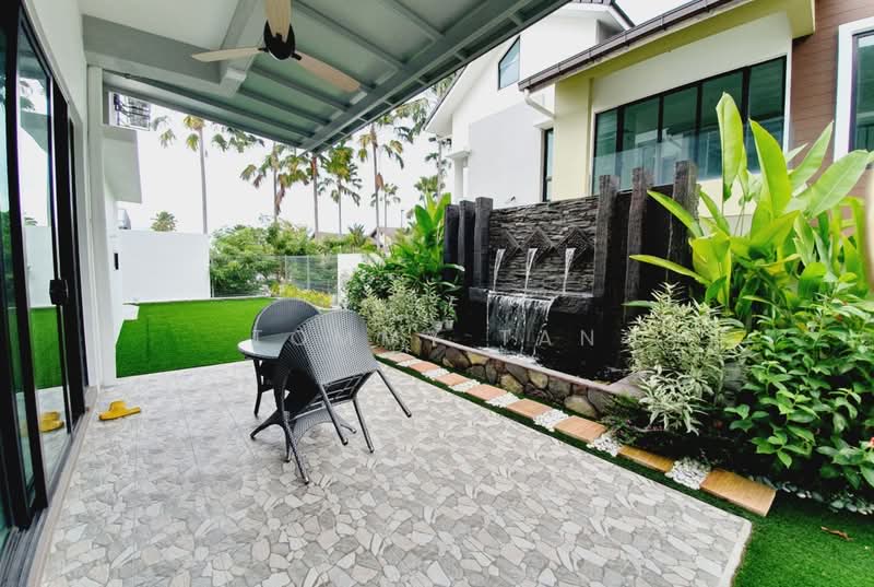 Semi-Detached House for Sale in Shah Alam (Selangor) - TOMMY TAN - Exterior - PropertyGuru.com.my