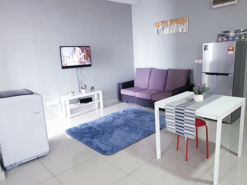 Univ 360 Place untuk Untuk Disewa - RM 1,300 /bulan, Mac 2026 - Living Room - PropertyGuru.com.my