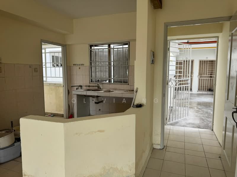 Condominium for Sale at Warisan City View - Olivia Ng - Kitchen - PropertyGuru.com.my