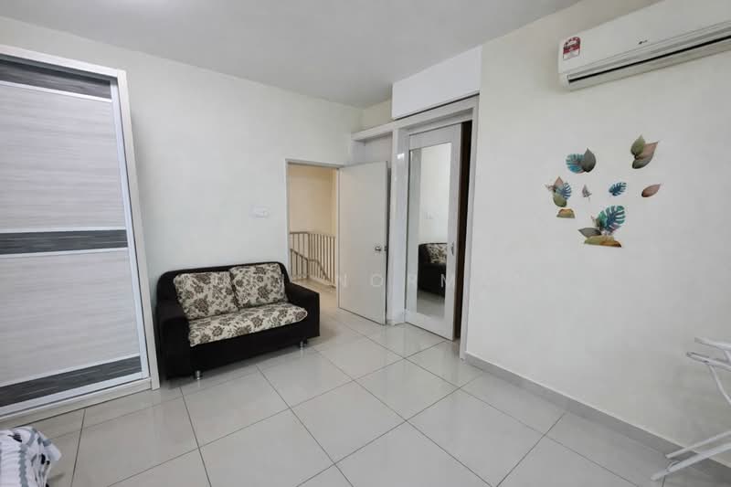 2-storey Terraced House for Sale in Skudai (Johor) - Sufi Norman - Living Room - PropertyGuru.com.my