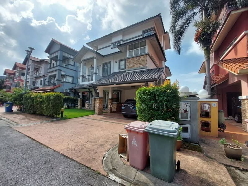 Bungalow for Sale in Petaling Jaya (Selangor) - Reena Sarif - Exterior - PropertyGuru.com.my