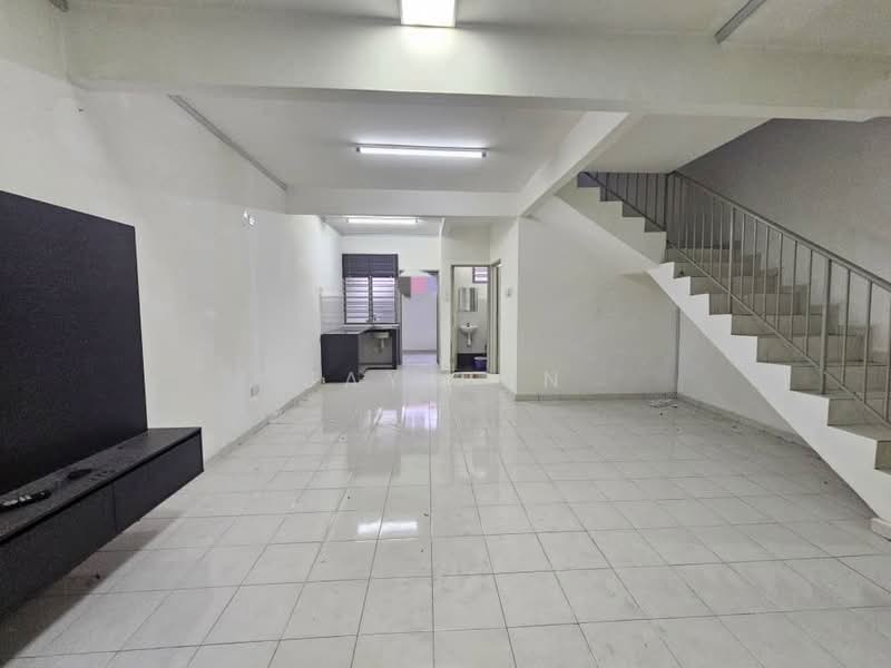 2-storey Terraced House for Sale in Gelang Patah (Johor) - Jay Pun - Living Room - PropertyGuru.com.my