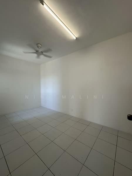 Condominium for Rent at Residensi Sateria - Nini Malini - 3rd Bedroom - PropertyGuru.com.my