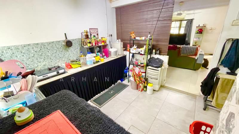 Taman Seri Ampang untuk Untuk Dijual - RM 390,000, Mac 2026 - Kitchen - PropertyGuru.com.my