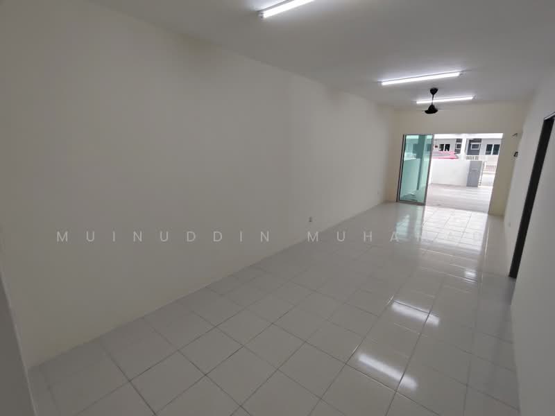 1-storey Terraced House for Rent in Sitiawan (Perak) - Muinuddin Muhamad - Living Room - PropertyGuru.com.my
