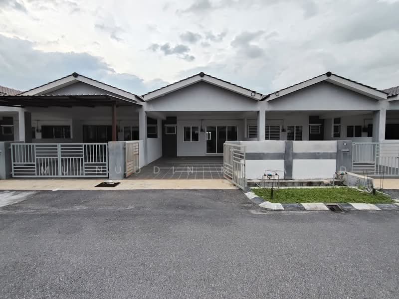 1-storey Terraced House for Rent in Sitiawan (Perak) - Muinuddin Muhamad - Exterior - PropertyGuru.com.my