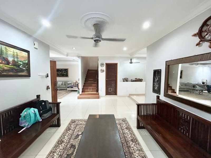 Seksyen 9 untuk Untuk Dijual - RM 1,400,000, Mac 2026 - Living Room - PropertyGuru.com.my