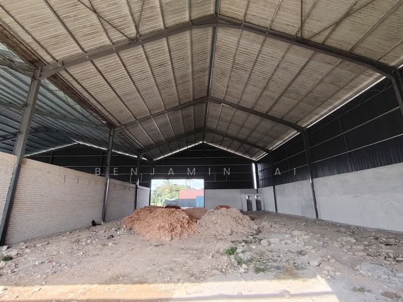 Warehouse for Rent in Kampung Paya Jaras Dalam (Sungai Buloh) - Benjamin Lai - Interior - PropertyGuru.com.my