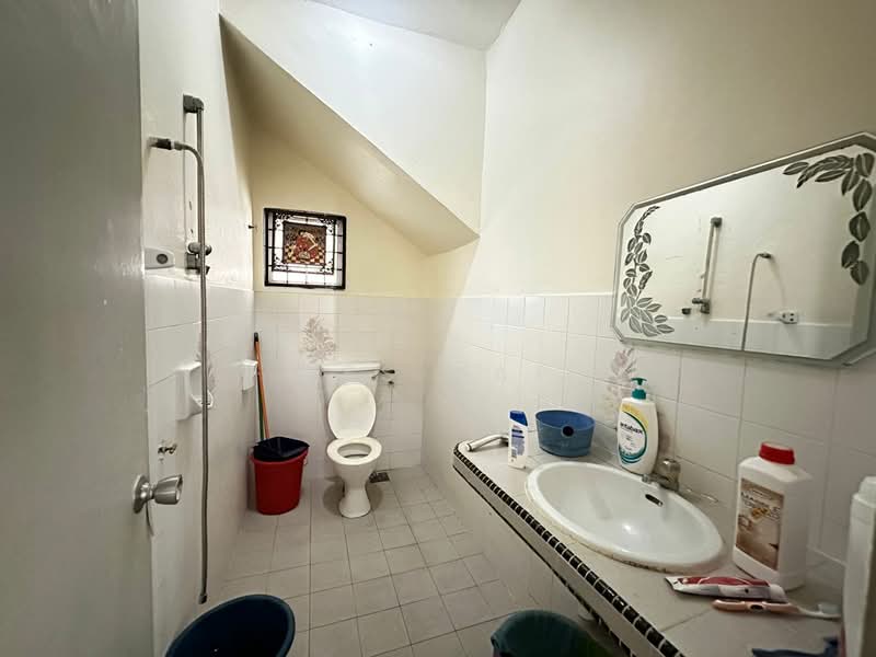 Bungalow for Sale in Taman Sri Hijau (Rawang) - Des Yap - Bathroom - PropertyGuru.com.my