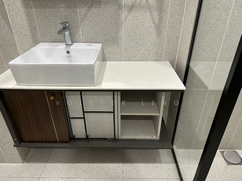 Service Residence for Rent at Millerz Square - Volster Leng - Bathroom - PropertyGuru.com.my