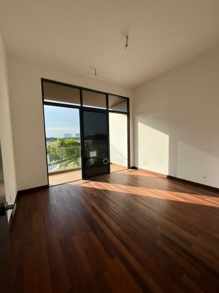 Rumah Berkembar untuk Dijual di Eco Sanctuary (Telok Panglima Garang) - Wilson Ng - Balcony - PropertyGuru.com.my