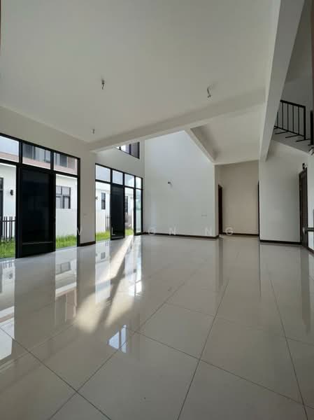 Rumah Berkembar untuk Dijual di Eco Sanctuary (Telok Panglima Garang) - Wilson Ng - Living Room - PropertyGuru.com.my