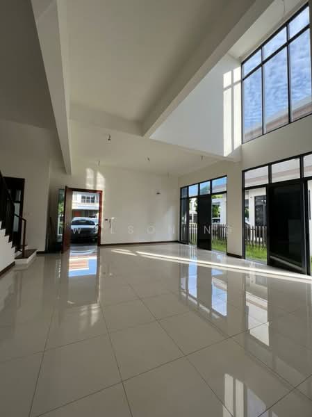 Rumah Berkembar untuk Dijual di Eco Sanctuary (Telok Panglima Garang) - Wilson Ng - Living Room - PropertyGuru.com.my