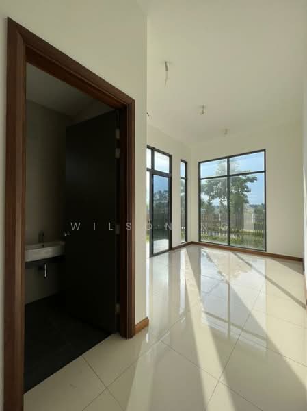 Rumah Berkembar untuk Dijual di Eco Sanctuary (Telok Panglima Garang) - Wilson Ng - Bathroom - PropertyGuru.com.my
