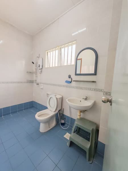 Terraced House for Sale in Bandar Puteri Puchong (Puchong) - Evan Goh - Bathroom - PropertyGuru.com.my