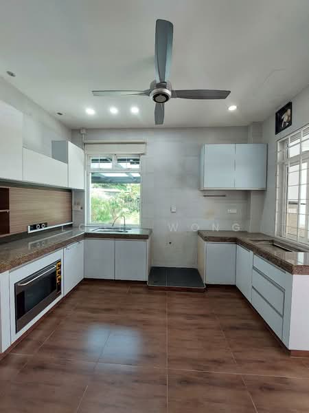 Semi-Detached House for Sale in Bandar Tun Hussein Onn (Cheras) - Louis Wong - Kitchen - PropertyGuru.com.my