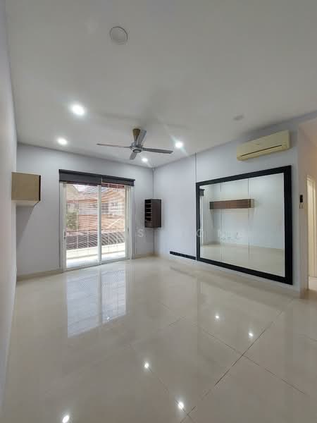 Semi-Detached House for Sale in Bandar Tun Hussein Onn (Cheras) - Louis Wong - Interior - PropertyGuru.com.my