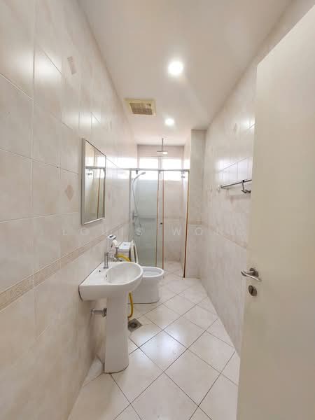 Semi-Detached House for Sale in Bandar Tun Hussein Onn (Cheras) - Louis Wong - Bathroom - PropertyGuru.com.my