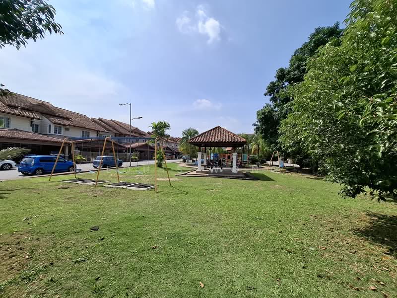 Semi-Detached House for Sale in Bandar Tun Hussein Onn (Cheras) - Louis Wong - Exterior - PropertyGuru.com.my