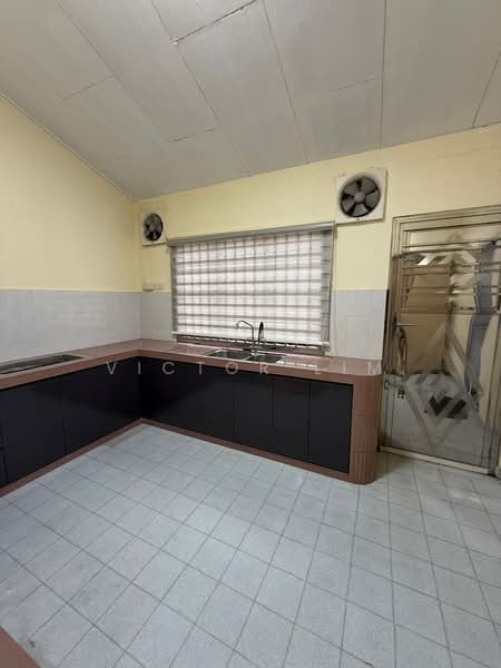 2-storey Terraced House for Sale in Taman Desa Cemerlang (Ulu Tiram) - Victor Lim - PropertyGuru.com.my