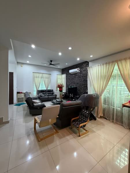 Cluster House for Sale in Johor Bahru (Johor) - Simpson Poh - Living Room - PropertyGuru.com.my