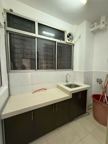 Condominium for Sale at Aseana Puteri - Elaine Lian - Kitchen - PropertyGuru.com.my