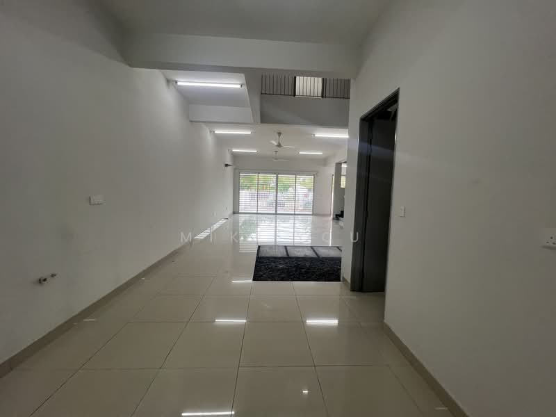 2-storey Terraced House for Sale in Kota Kemuning (Shah Alam) - Miki You - Entrance - PropertyGuru.com.my