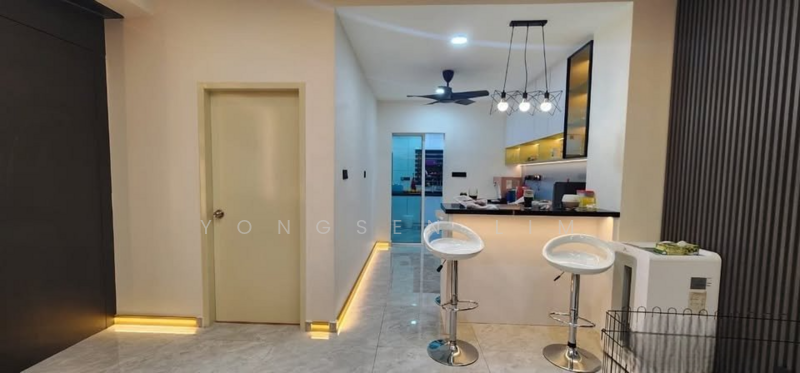 2-storey Terraced House for Sale in Setia Utama (Setia Alam) - Yongsen Lim - Kitchen - PropertyGuru.com.my