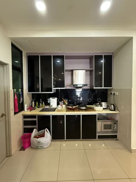 Austin Regency (Pangsapuri Austin Perdana) untuk Untuk Disewa - RM 2,300 /bulan, Mac 2026 - Kitchen - PropertyGuru.com.my