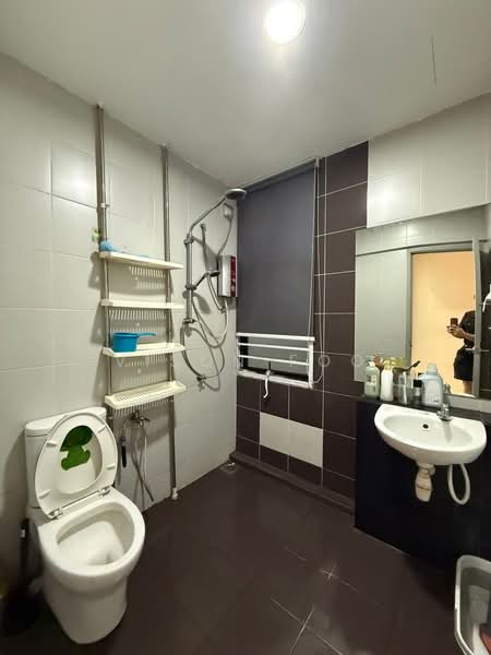 Austin Regency (Pangsapuri Austin Perdana) untuk Untuk Disewa - RM 2,300 /bulan, Mac 2026 - Bathroom - PropertyGuru.com.my