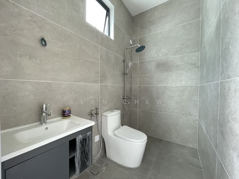 Semi-Detached House for Sale in Kulai (Johor) - Alan Chew - Bathroom - PropertyGuru.com.my