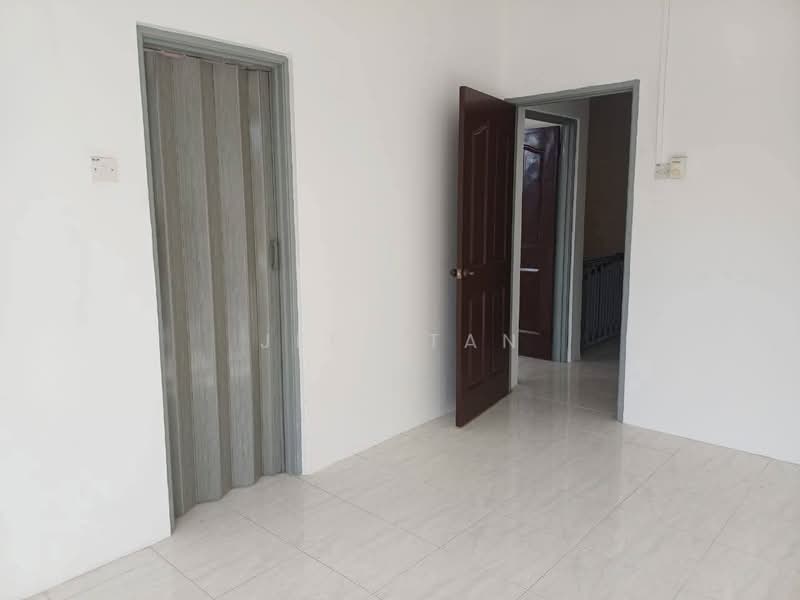 2-storey Terraced House for Sale in Taman Menglembu Impiana Adril (Menglembu) - Jeff Tan - Interior - PropertyGuru.com.my