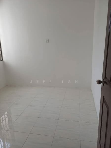 2-storey Terraced House for Sale in Taman Menglembu Impiana Adril (Menglembu) - Jeff Tan - Interior - PropertyGuru.com.my