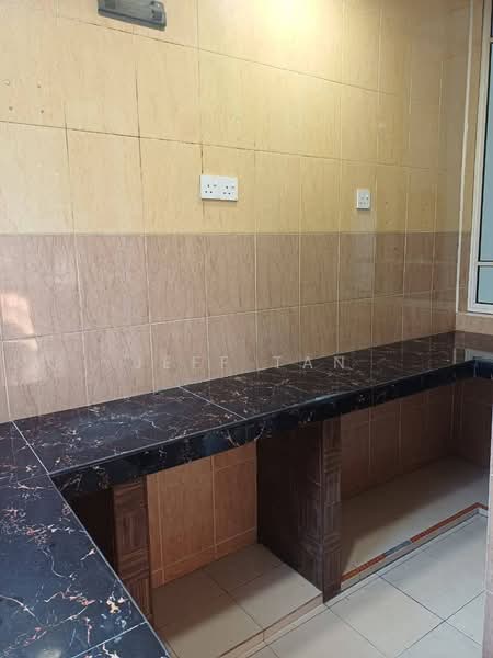 2-storey Terraced House for Sale in Taman Menglembu Impiana Adril (Menglembu) - Jeff Tan - Kitchen - PropertyGuru.com.my