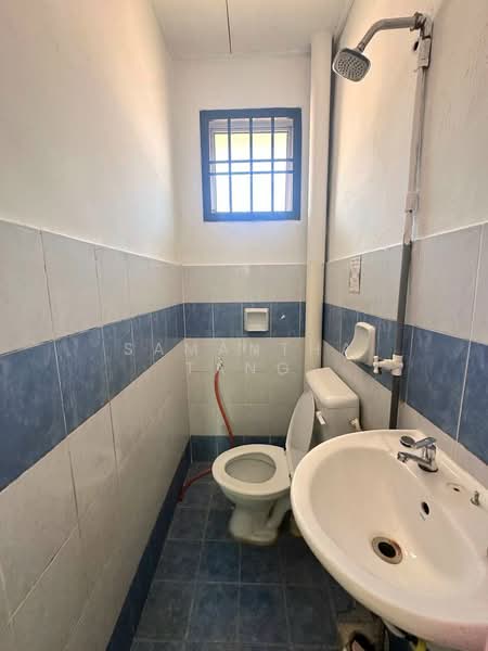 2-storey Terraced House for Rent in Taman Bestari Indah (Ulu Tiram) - Samantha Tang - Bathroom - PropertyGuru.com.my