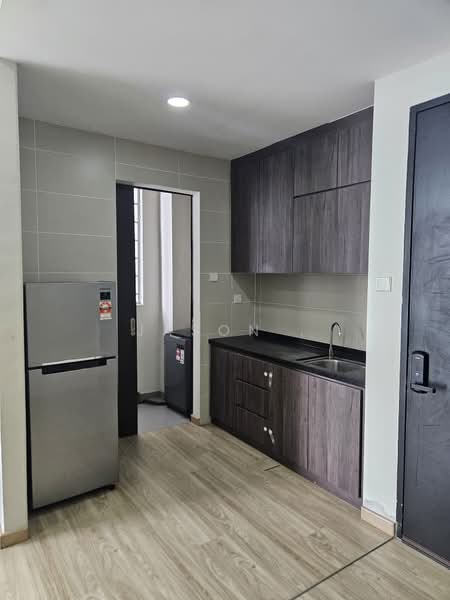 Service Residence for Sale at Wave @ Marina Cove - Jason Fam - Kitchen - PropertyGuru.com.my