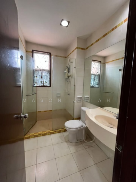 Kemuning Bayu untuk Untuk Dijual - RM 850,000, Mac 2026 - Bathroom - PropertyGuru.com.my