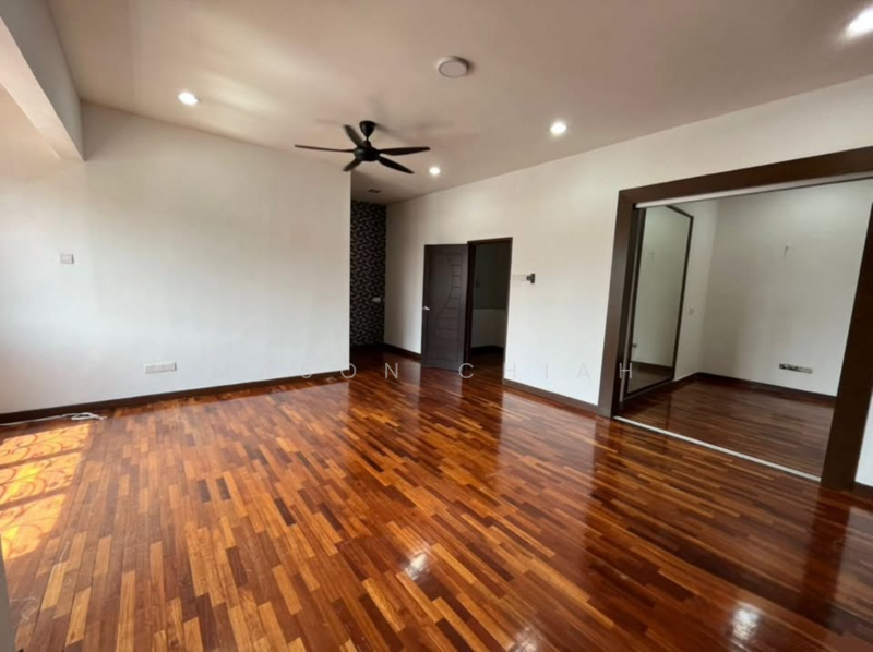 Kemuning Bayu untuk Untuk Dijual - RM 850,000, Mac 2026 - Bedroom - PropertyGuru.com.my