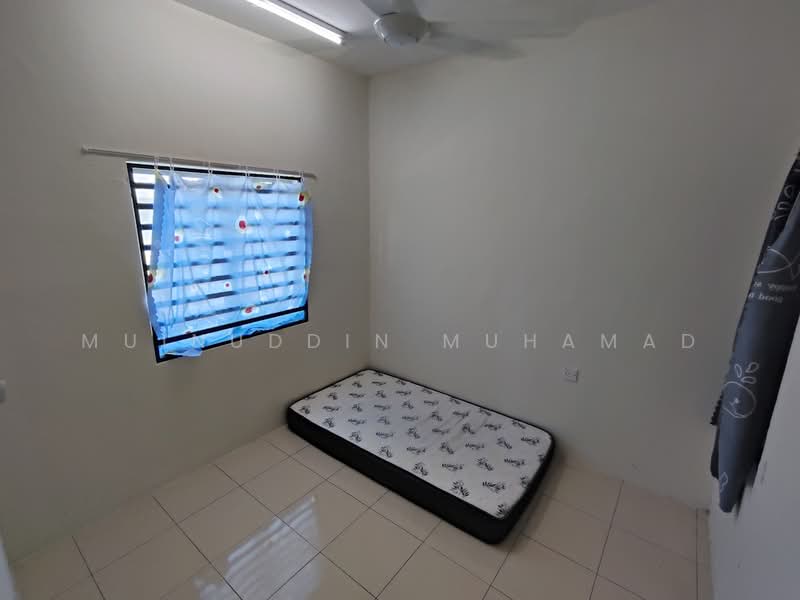 1-storey Terraced House for Rent in Sitiawan (Perak) - Muinuddin Muhamad - Bedroom - PropertyGuru.com.my