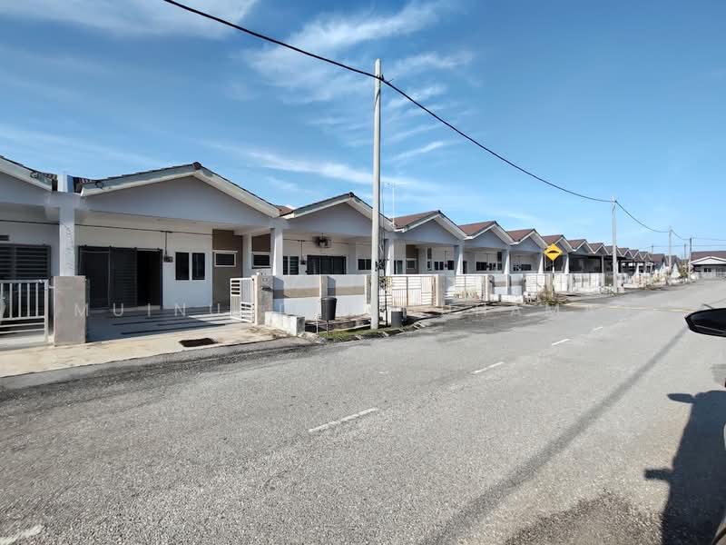1-storey Terraced House for Rent in Sitiawan (Perak) - Muinuddin Muhamad - Exterior - PropertyGuru.com.my