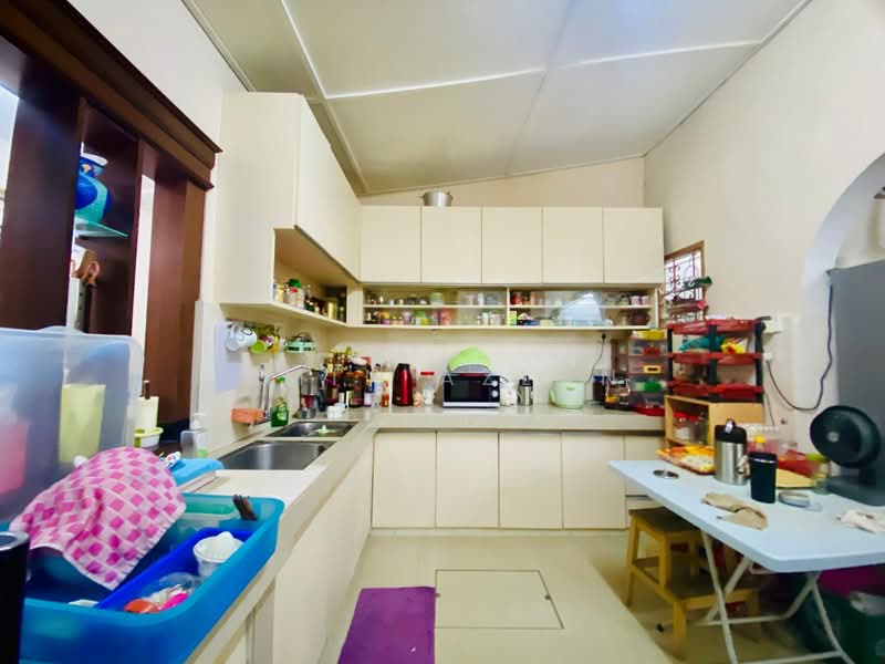 2-storey Terraced House for Sale in Taman Melawati (Ulu Kelang) - Amin Azlan - Kitchen - PropertyGuru.com.my
