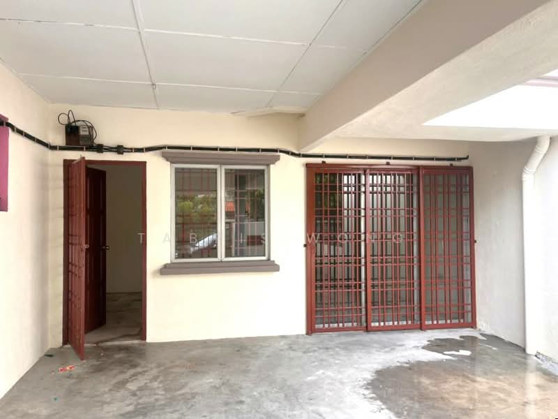 Kampung Jawa untuk Untuk Disewa - RM 1,500 /bulan, Mac 2026 - Entrance - PropertyGuru.com.my