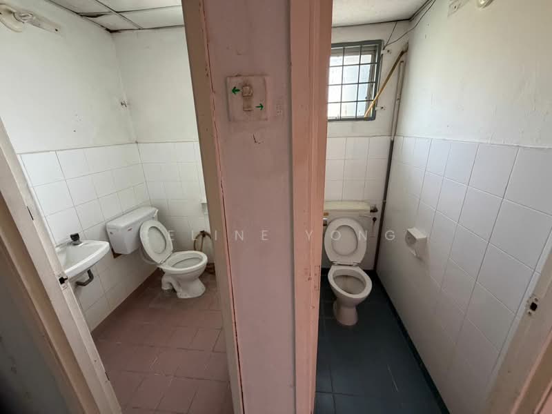 Kilang untuk Disewa di Taman Meranti Jaya (Puchong) - Celine Yong - Bathroom - PropertyGuru.com.my