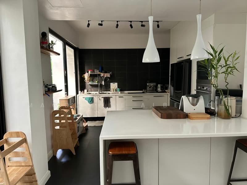 Taman TAR untuk Untuk Dijual - RM 2,500,000, Mac 2026 - Kitchen - PropertyGuru.com.my