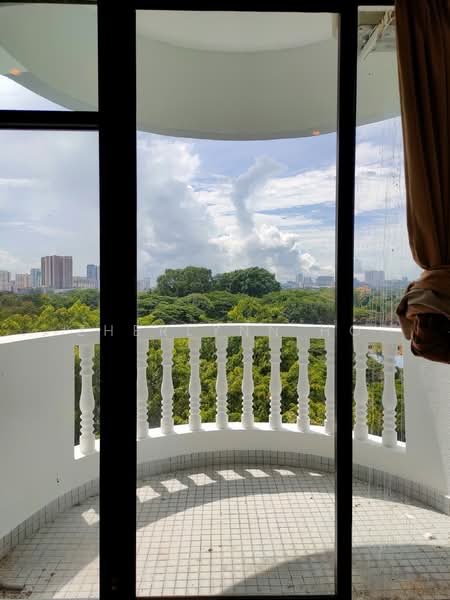 Sri York Condominium untuk Untuk Disewa - RM 2,500 /bulan, Mac 2026 - Balcony - PropertyGuru.com.my